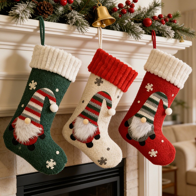 Large Faceless Old Man Christm - Christmas Stocking Hanging recension och pris